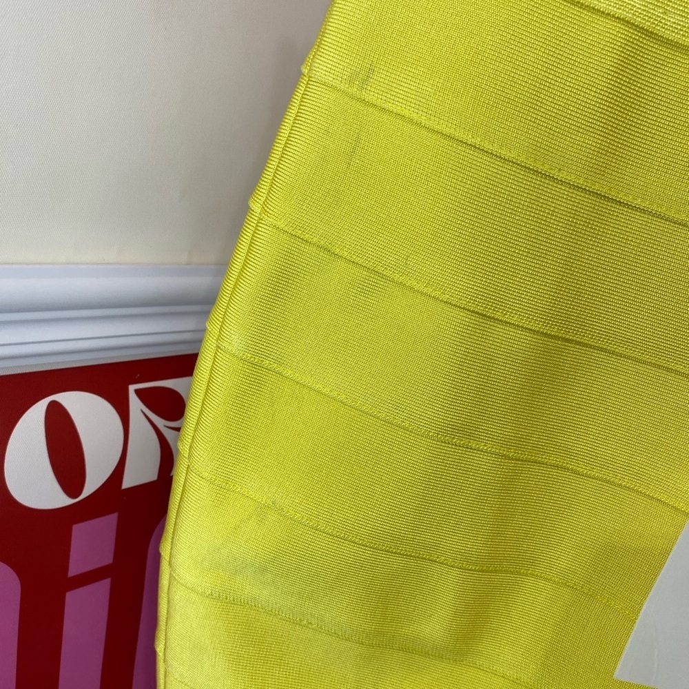 NWT Herve Leger Yellow Bandage Skirt - Picture 4 of 7